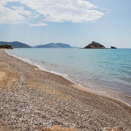 Villa Waterfront 5br Near Porto Heli By Jj Hospitality