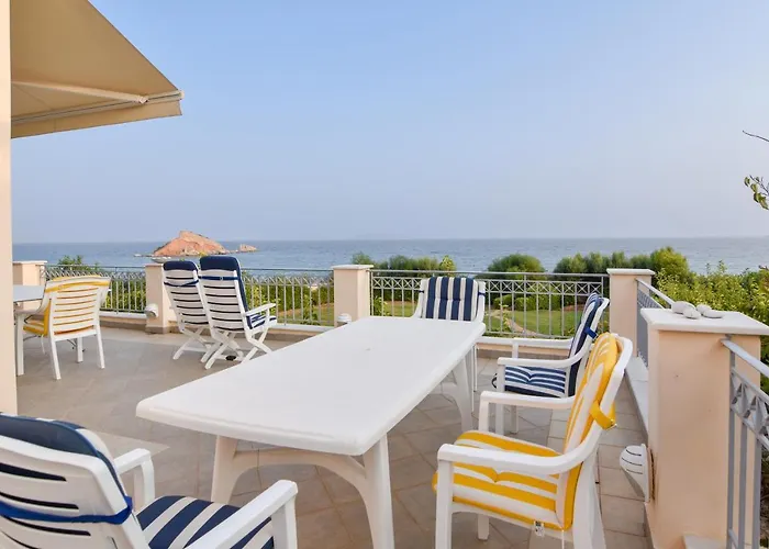 Villa Waterfront 5br Near Porto Heli By Jj Hospitality *